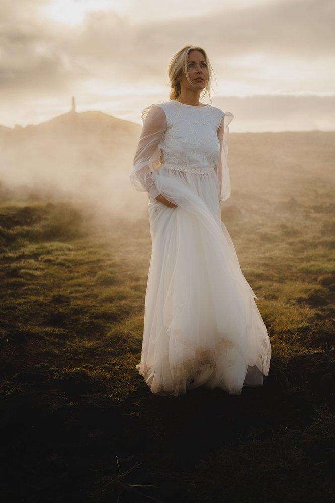 mobile - carousel-hero-element image-3